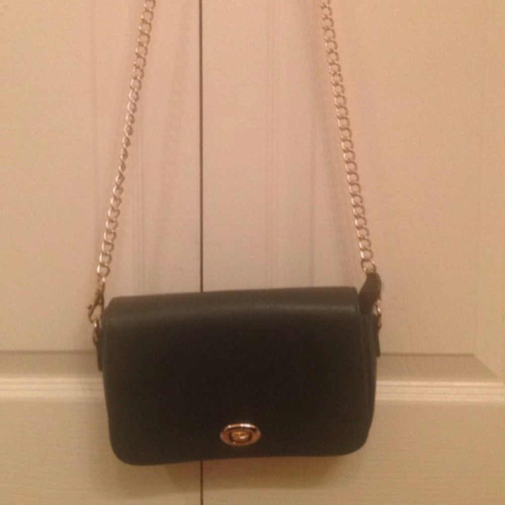 Green Sorial Crossbody