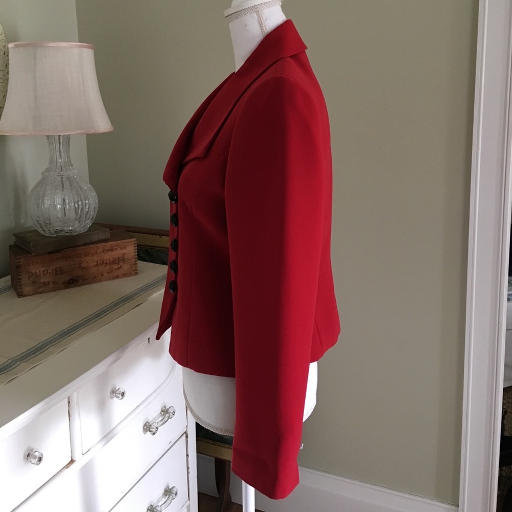 ❌ SOLD ❌ SALE! Tahari Asymmetrical Red Blazer - Picture 4 of 8