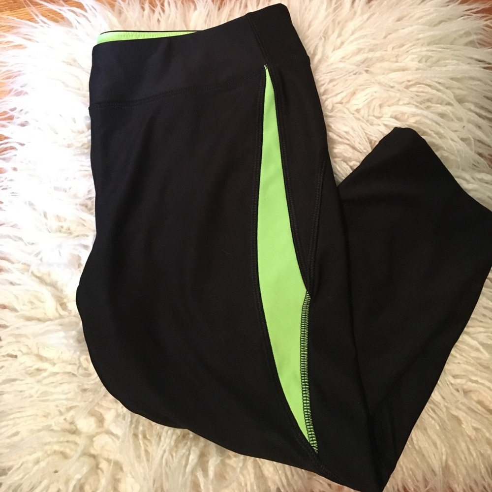 2 for $13 ✨ Avia Neon Workout Capris