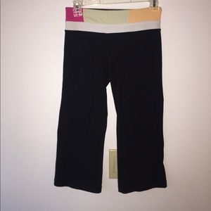 Lululemon capris