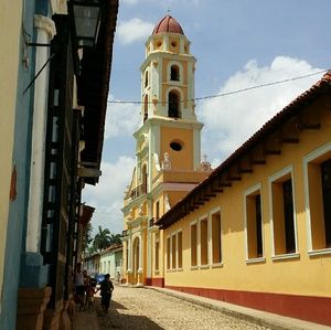 Meet your Posher, Einara