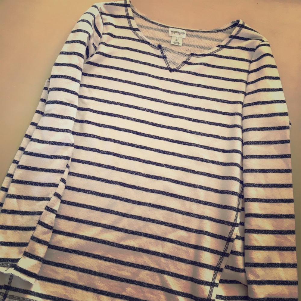 Motherhood Maternity sweater