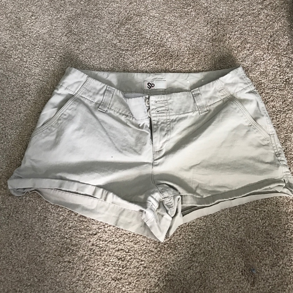 Khaki shorts