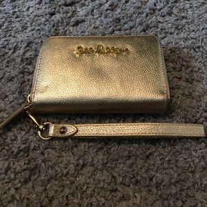 Lilly Pulitzer wallet/wristlet!PRICE DROP ONE HOUR