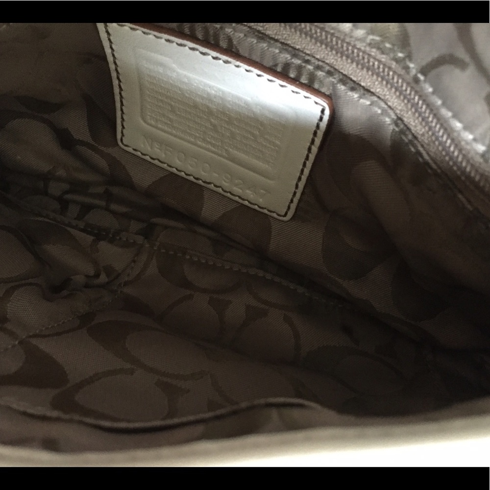 Small shoulder Coach bag - Picture 3 of 4