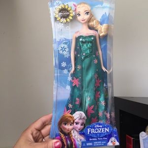 Frozen Disney barbie doll