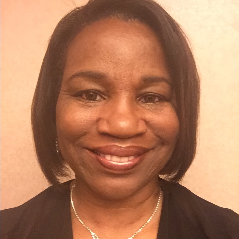 Meet your Posher, Ramona