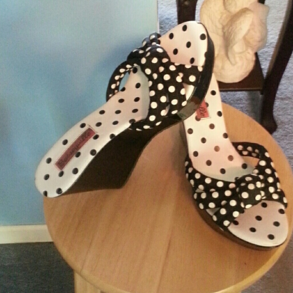 Betsey Johnson Sandals