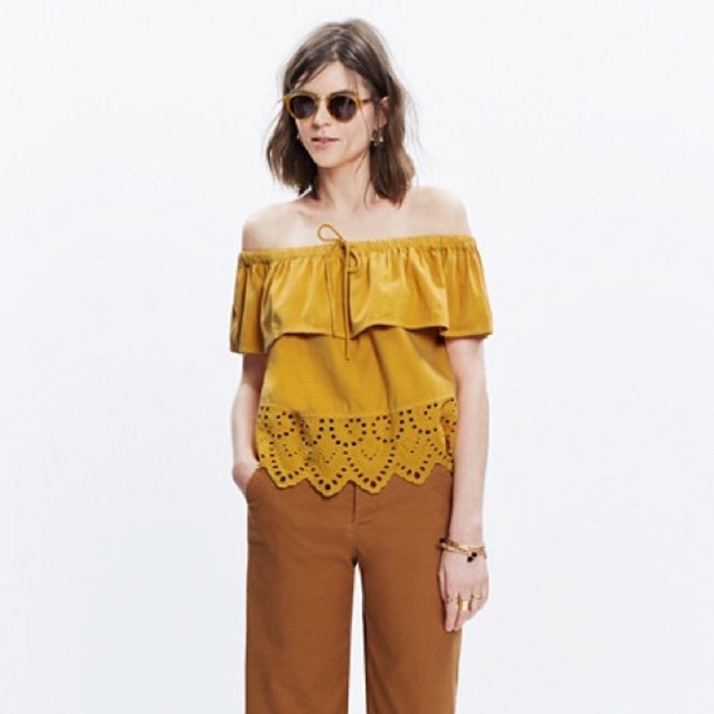 Eyelet Balcony Off-shoulder Top, XXS Mystic Yellow