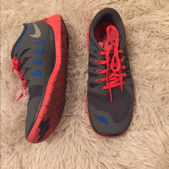 Women's Nike 5.0 - Picture 2 of 4