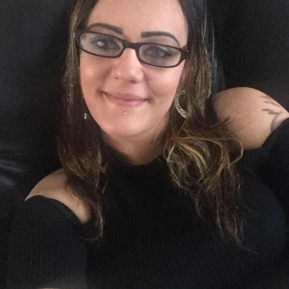 Meet your Posher, Lidia n donald - Picture 1 of 1