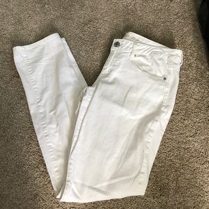 American Eagle white skinny jeans