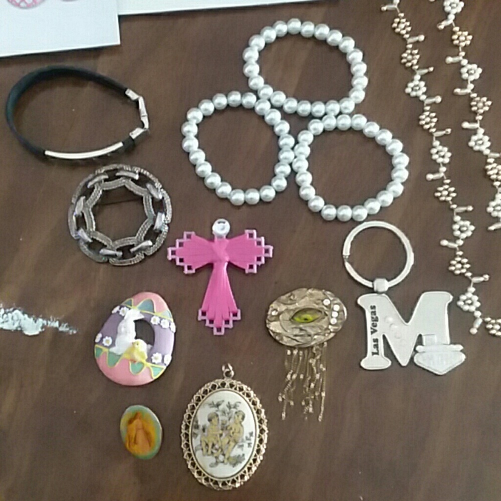 Jewelry Bundle - Picture 2 of 4