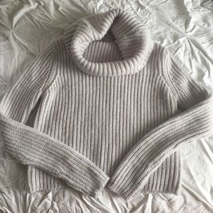 Gray Crop Top sweater