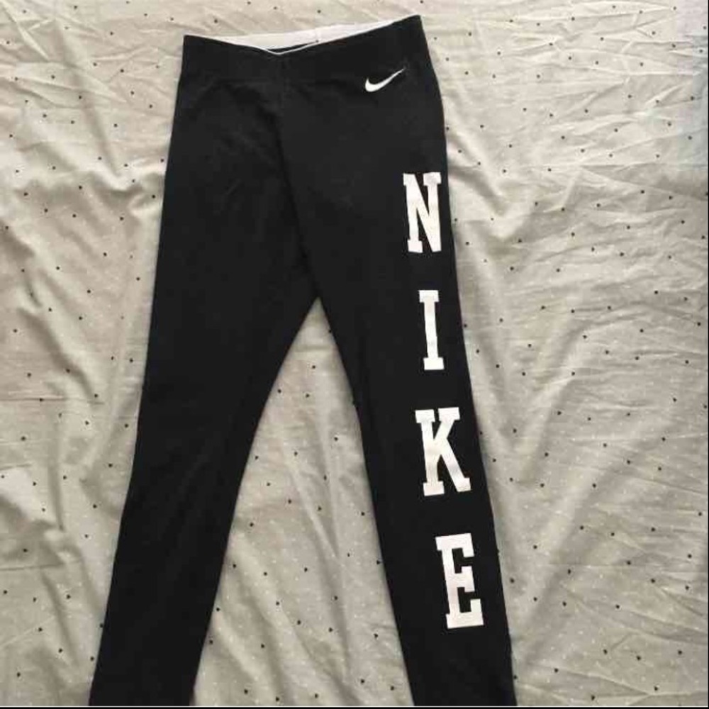 🚫SOLD 🚫Nike Leggings