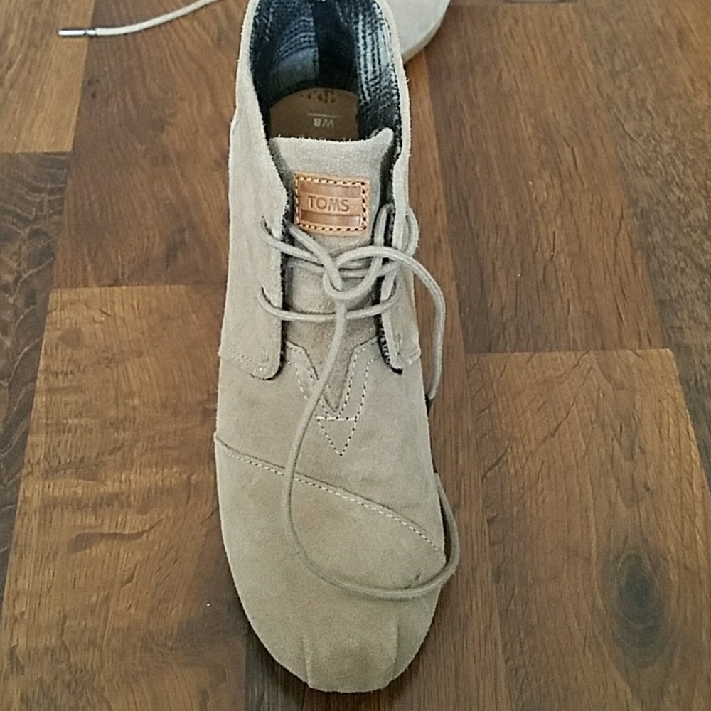 toms booties