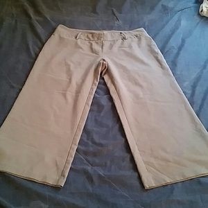 Heather Gray...wide leg Capri pants