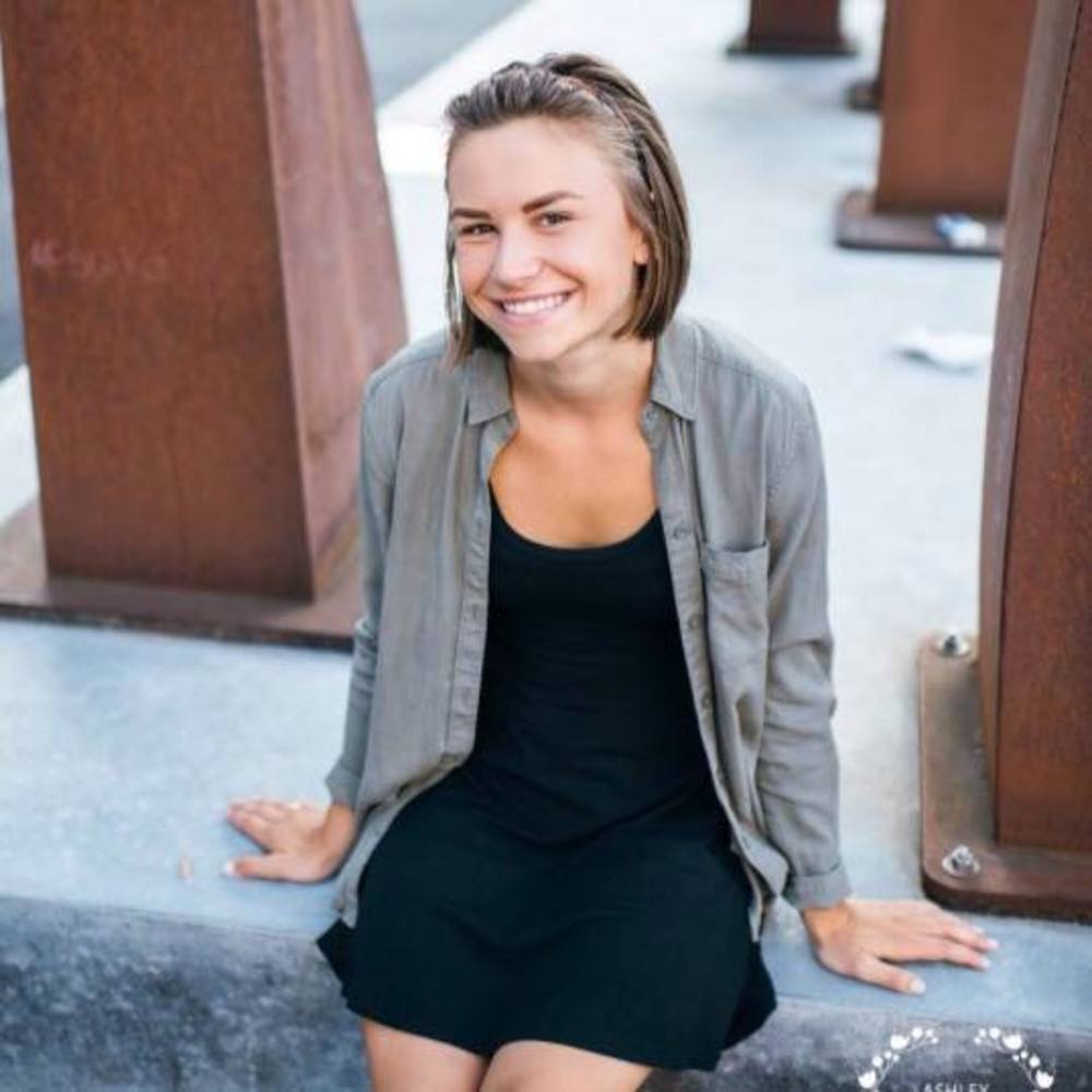 Meet your Posher, Madeleine