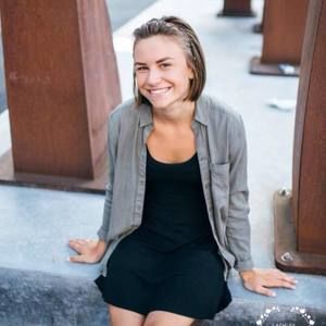 Meet your Posher, Madeleine