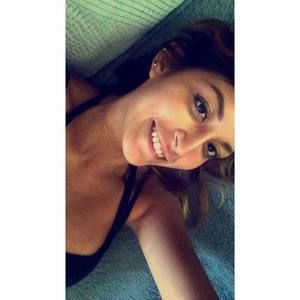 Meet your Posher, Daniela