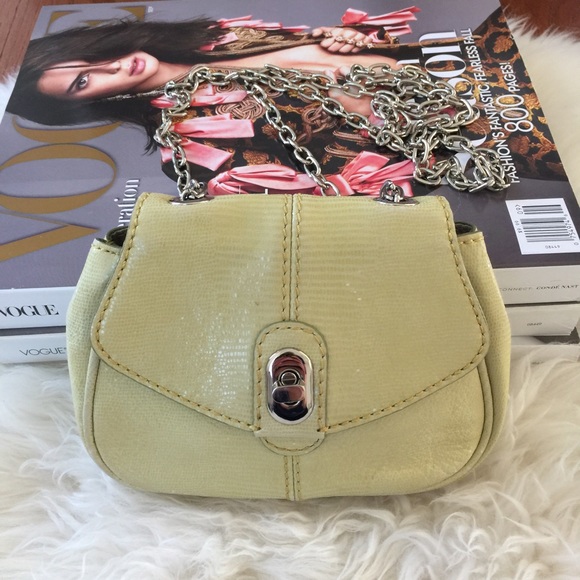 BR | Citron Mini Crossbody Bag - Picture 2 of 8