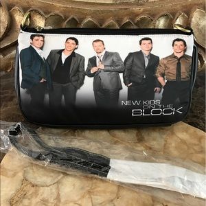 New kids on the block small purse
