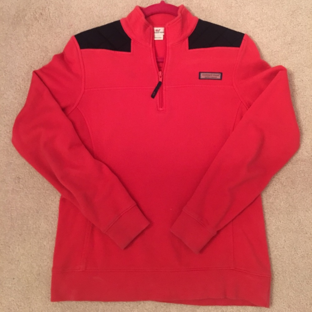 Vineyard vines long sleeve pullover.