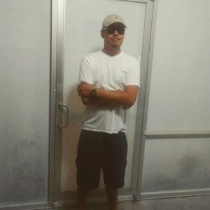 Meet your Posher, Raymond