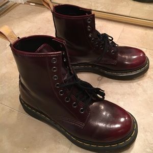 Dr. Martens Cambridge brush boots