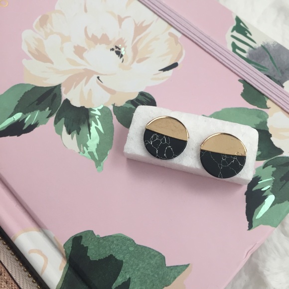 Gold Dipped Marble Earrings - Picture 2 of 4