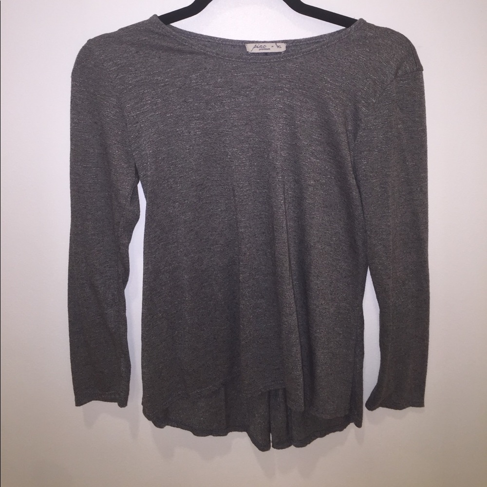 Grey long sleeve shirt