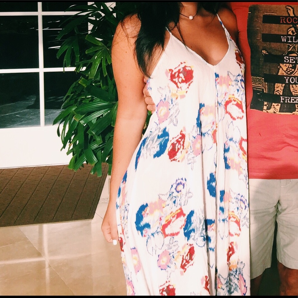 SOLD Beachey maxi dress