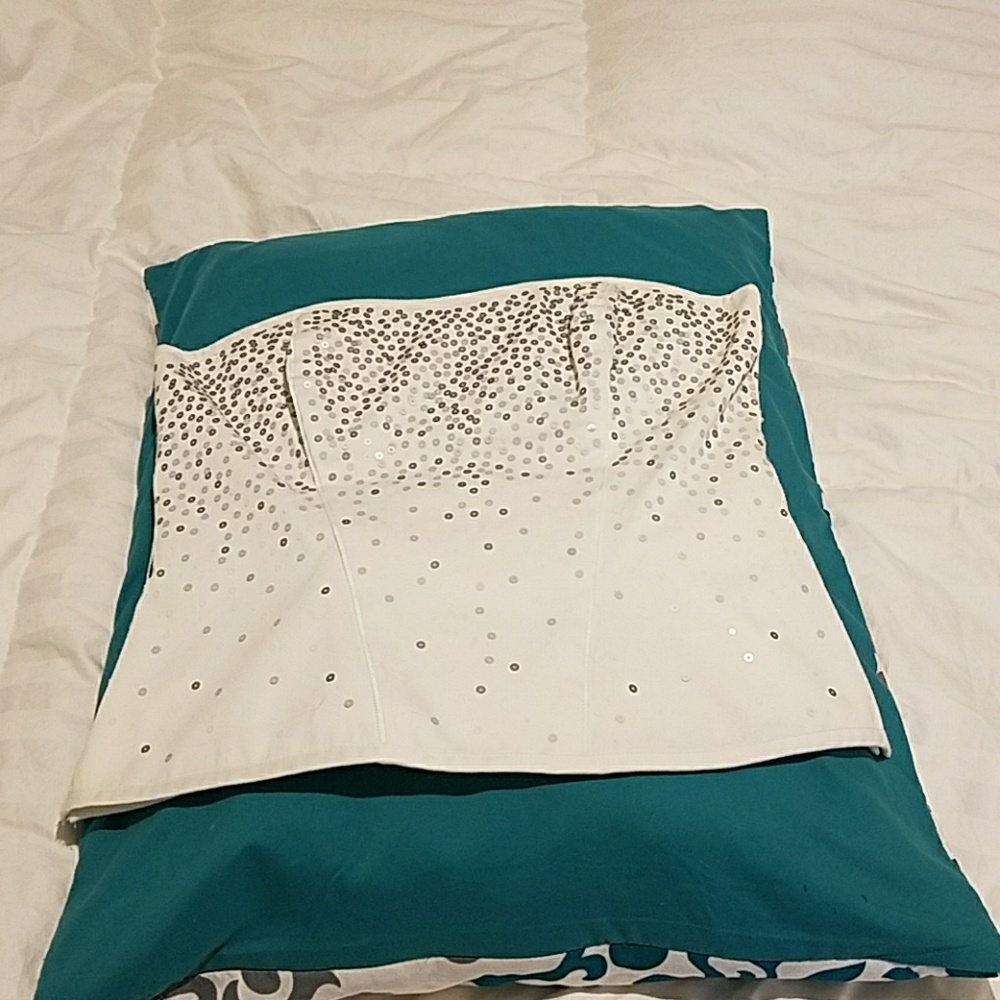 A sleeveless top