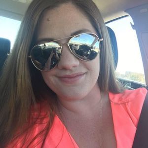 Meet your Posher, Candace