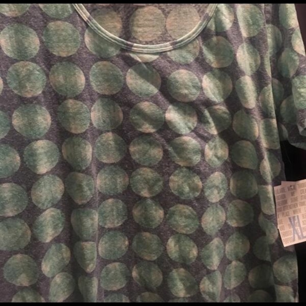 LulaRoe Classic T