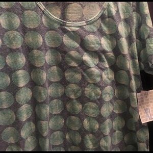 LulaRoe Classic T