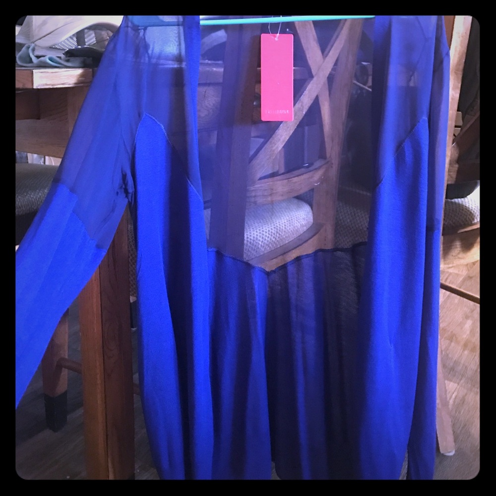 Blue freeloader top