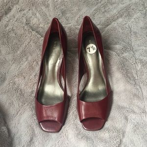 Nine West Maroon Peep Toe Heels