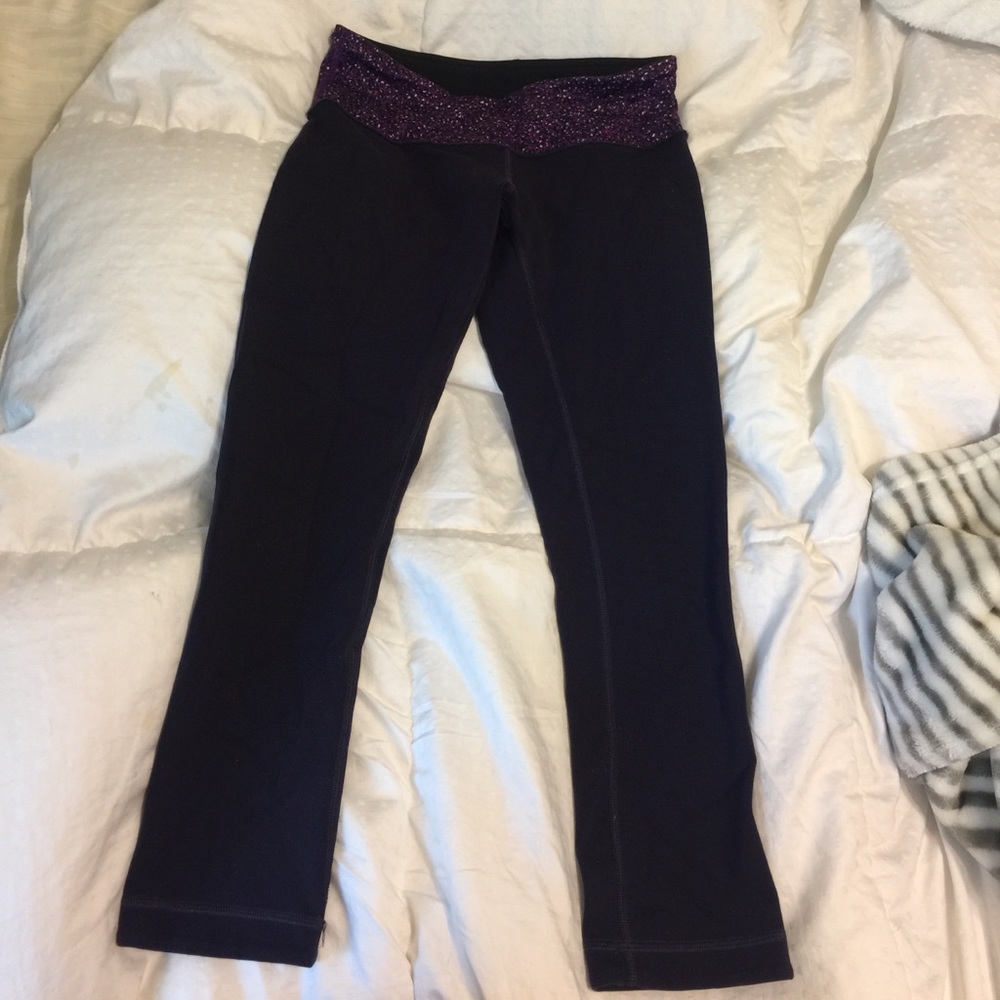 Reversible cropped lulu leggings