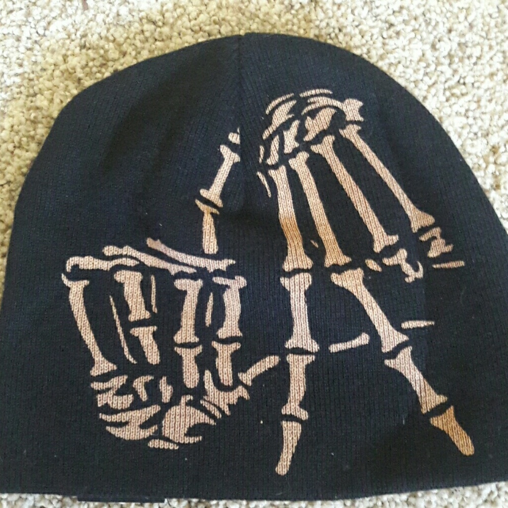 La skull beanie OG