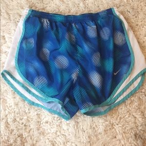 Nike dri fit shorts size medium