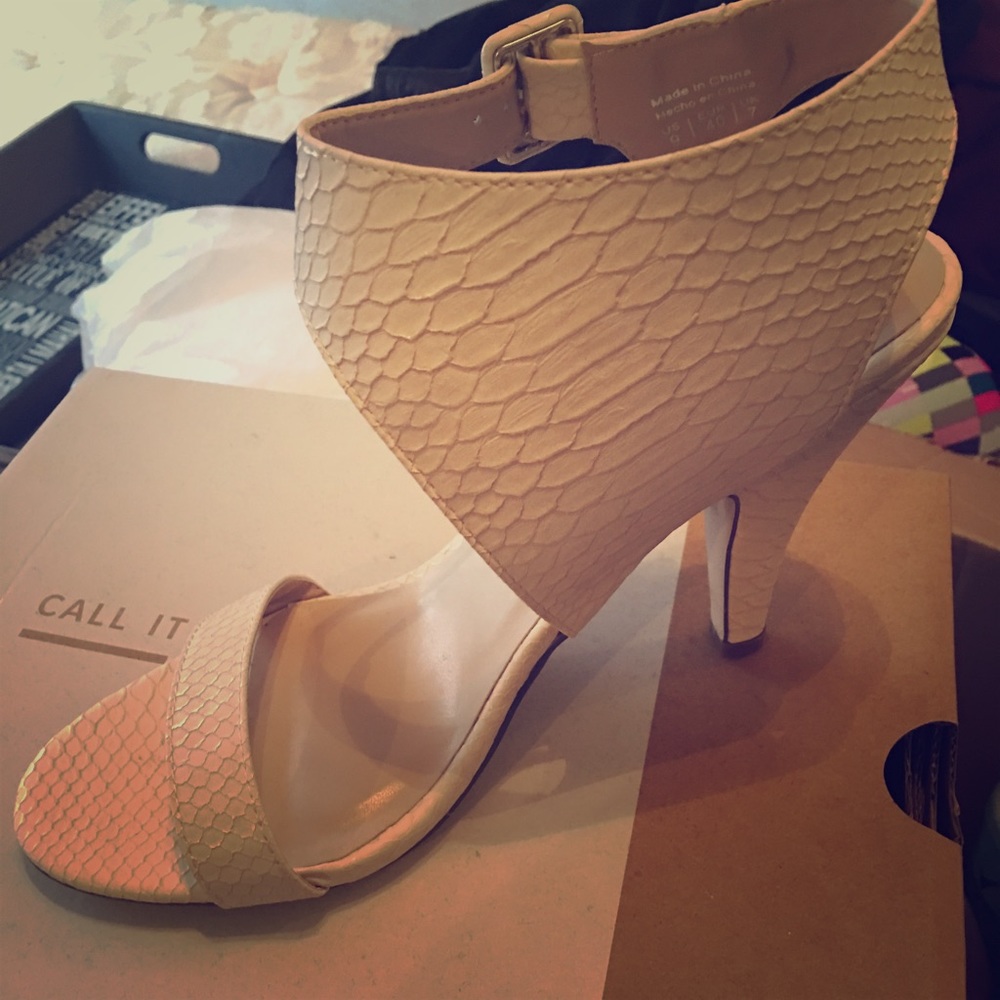 Call it spring Heels