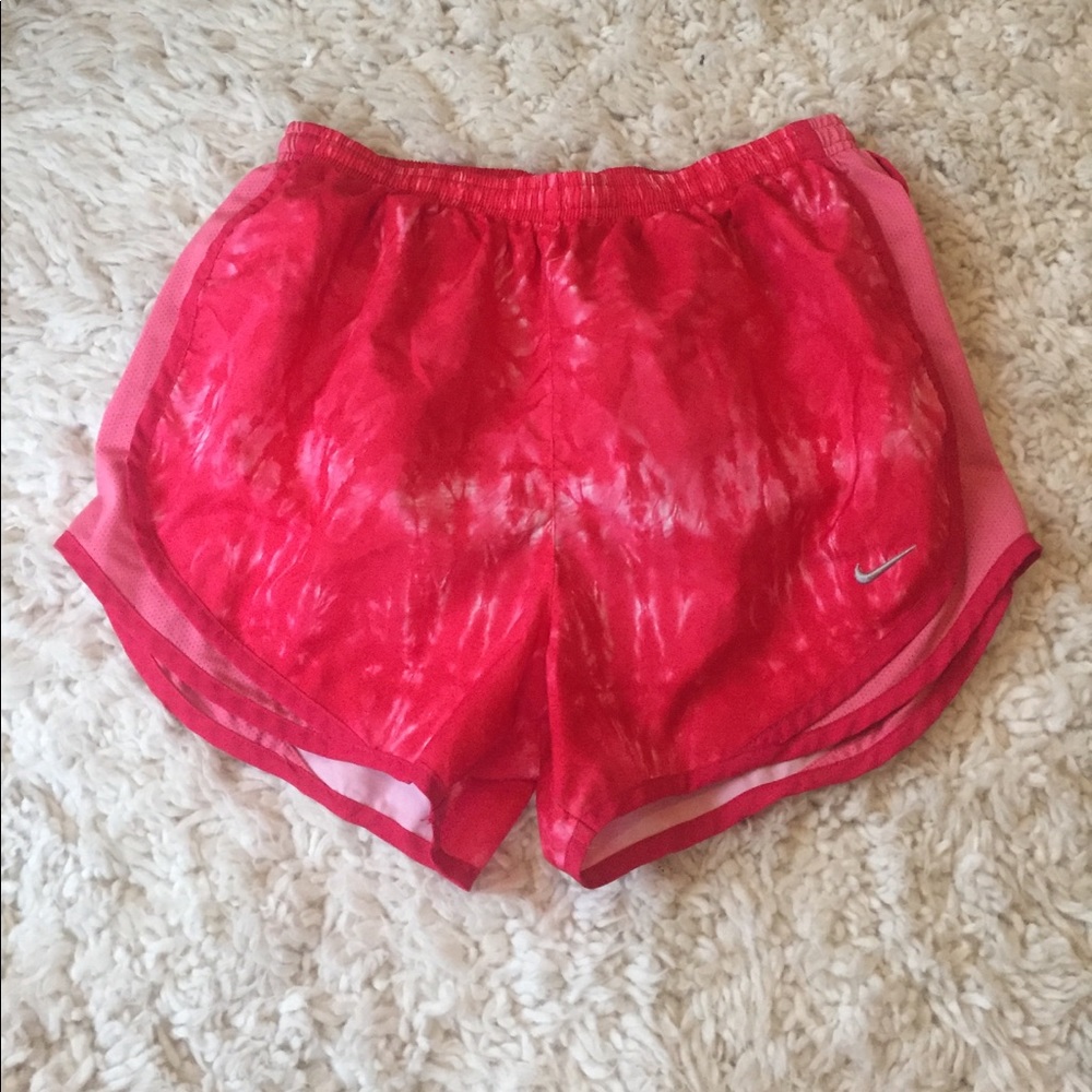 Nike dri fit shorts size medium