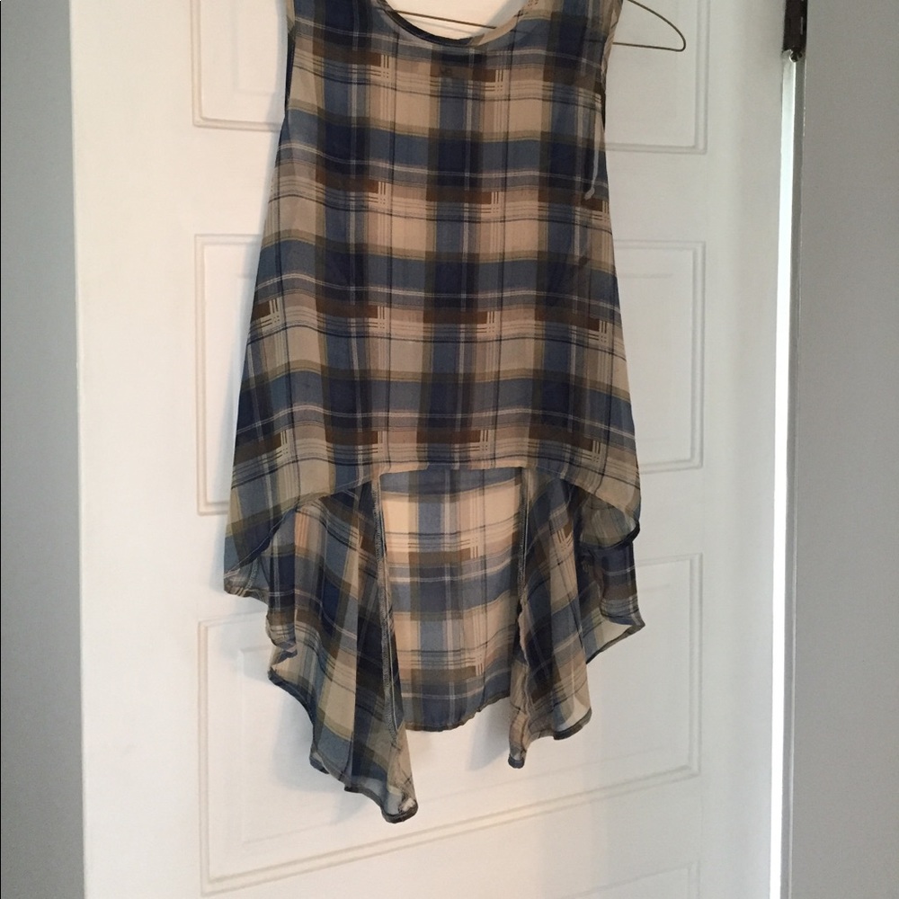 Sleeveless top