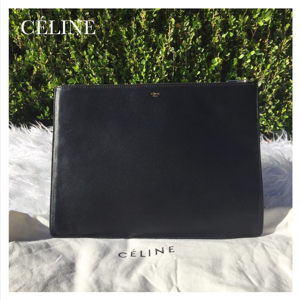 CÉLINE BLACK LEATHER CLUTCH