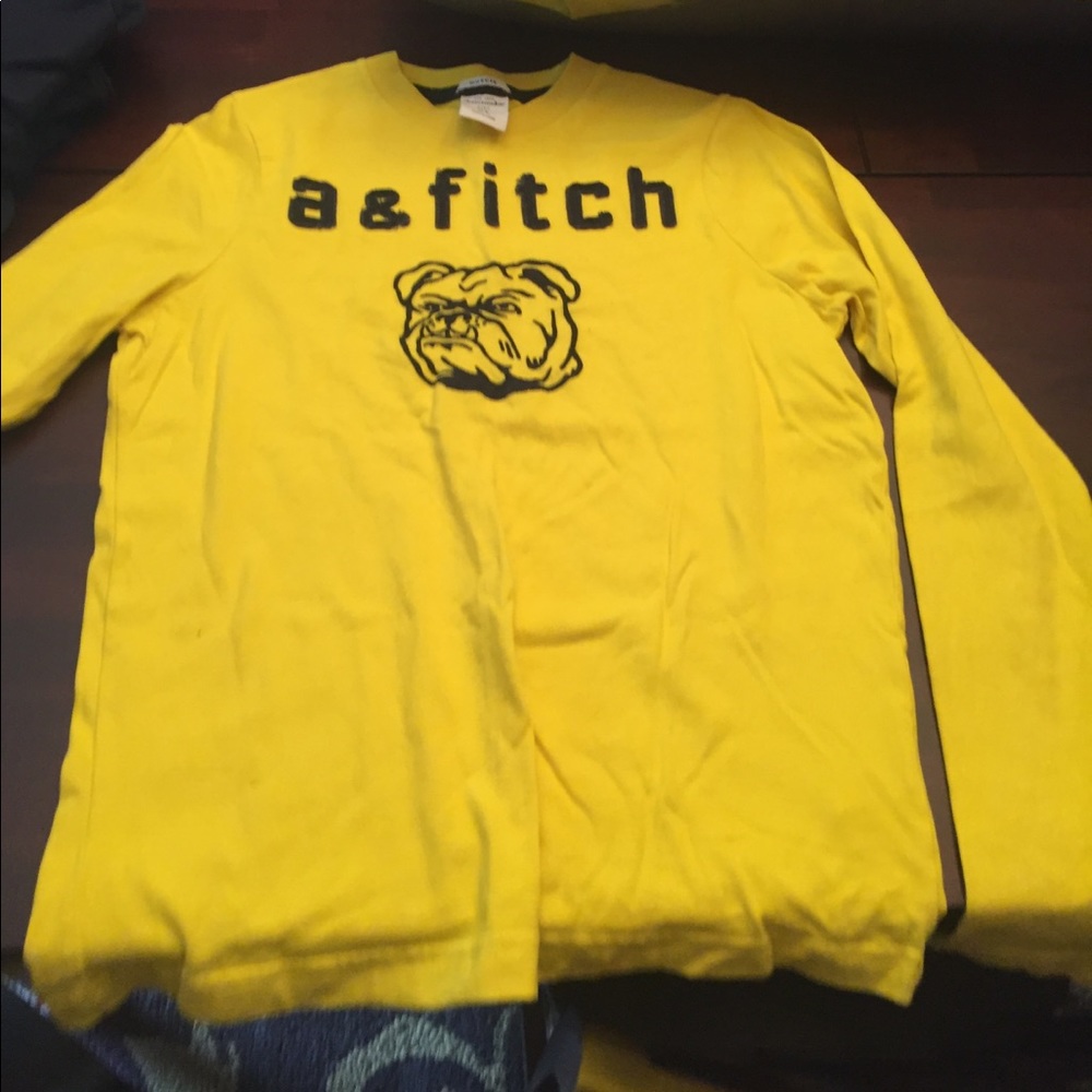 A&F long sleeve t-shirt