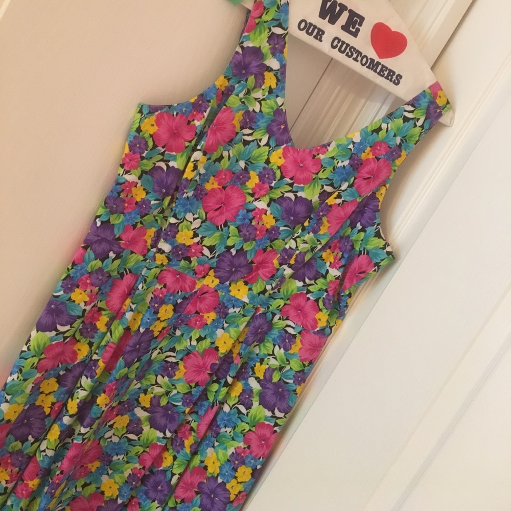 Size 16 sundress (fits like a 14)