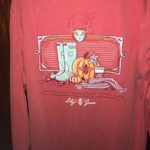 Lily 🐝 Grace Large Long Sleeve