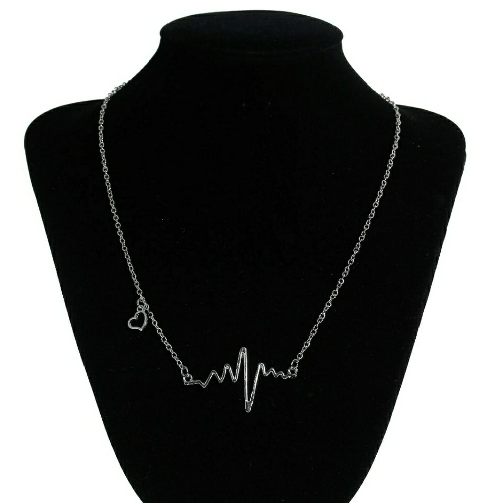 💕2 for $15💕Heartbeat Necklace - Picture 2 of 4
