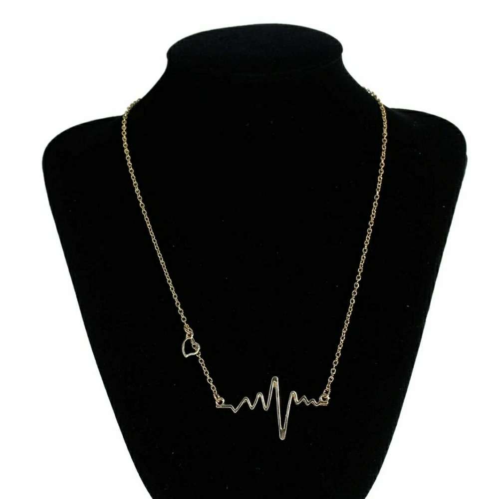 💕2 for $15💕Heartbeat Necklace - Picture 3 of 4